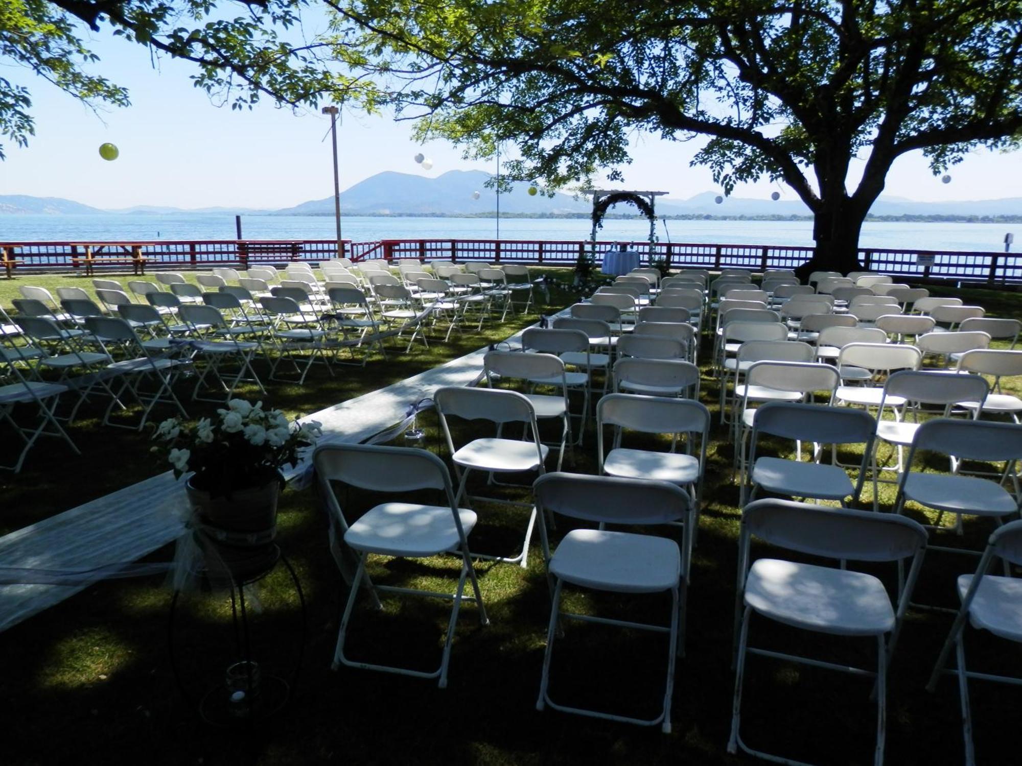 Skylark Shores Resort Lakeport Exterior photo